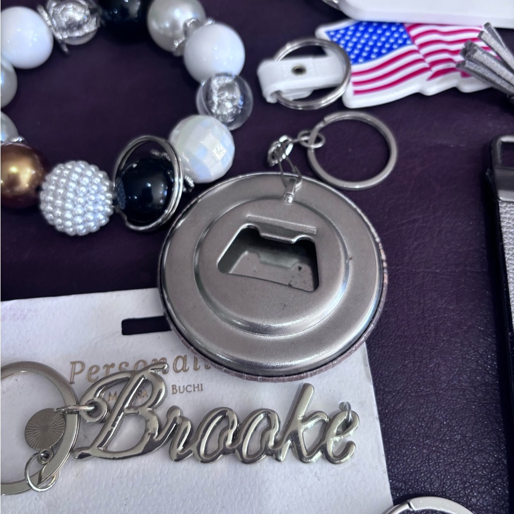 Keychain bundle - Picture 7 of 7